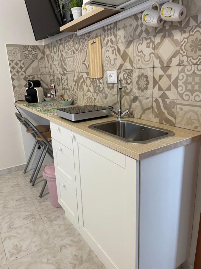 Nova Home Катания Екстериор снимка